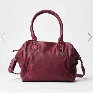 Beautiful Fall Burgundy bag…”Bordeaux” style! 🍁